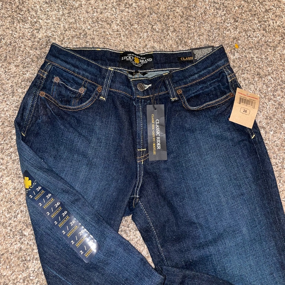 BRAND NEW LUCKY BRAND JEANS